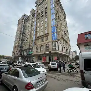 Помещение под свободное назначение, 400м², Шохмансур