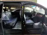 Toyota Vellfire, 2015-9