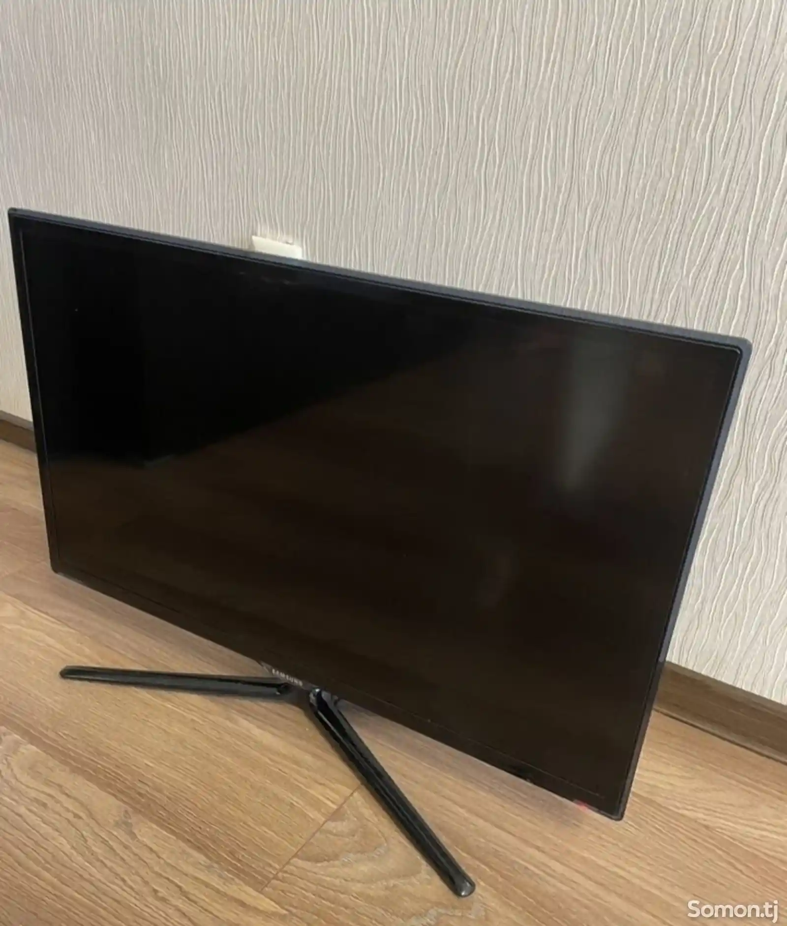 Телевизор Samsung 32 UE32ES5557K-1