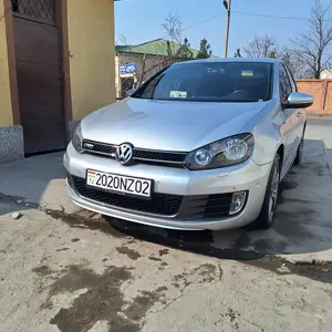 Volkswagen Golf, 2012