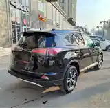 Toyota RAV 4, 2017-4