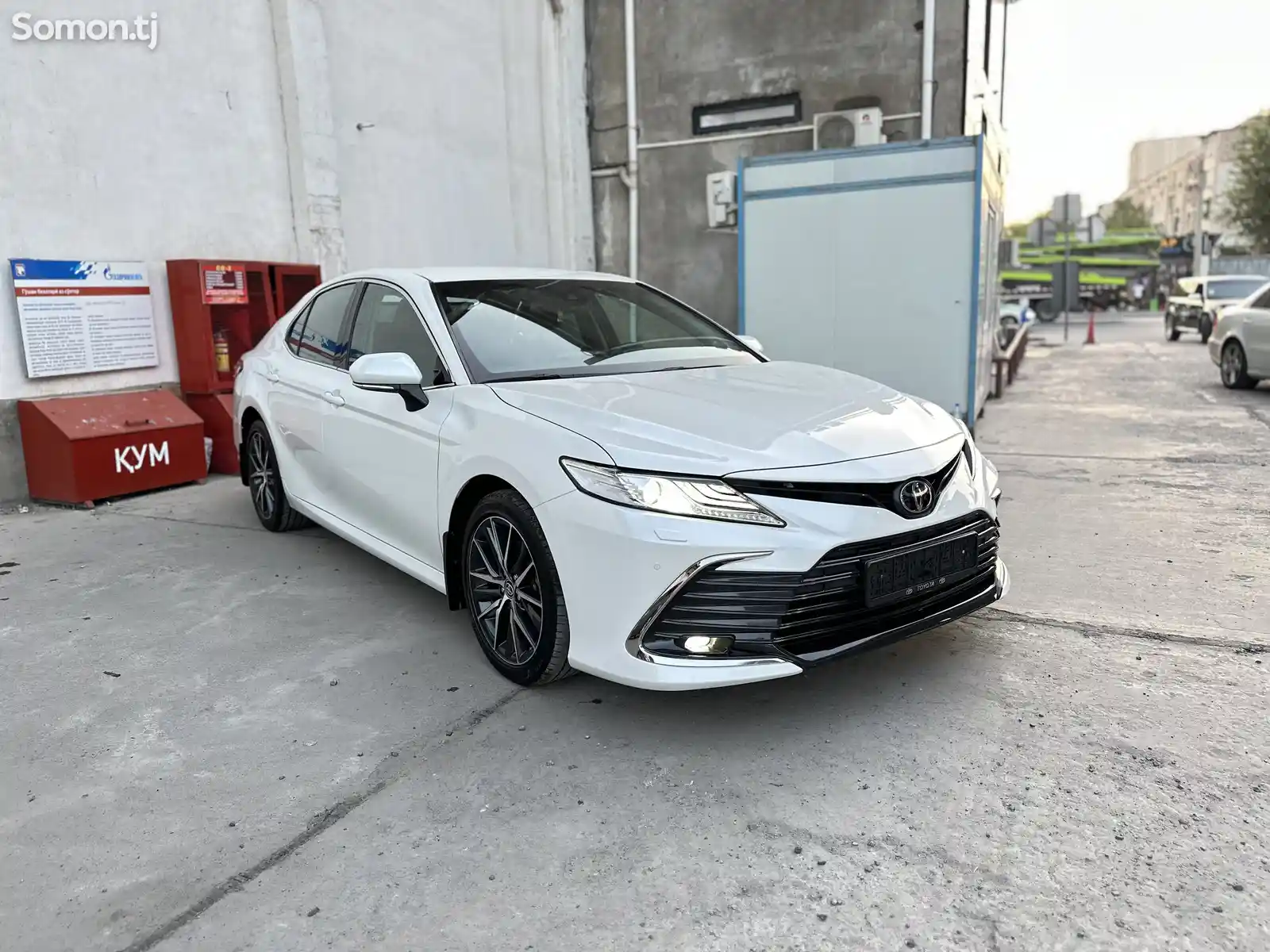 Toyota Camry, 2022-3