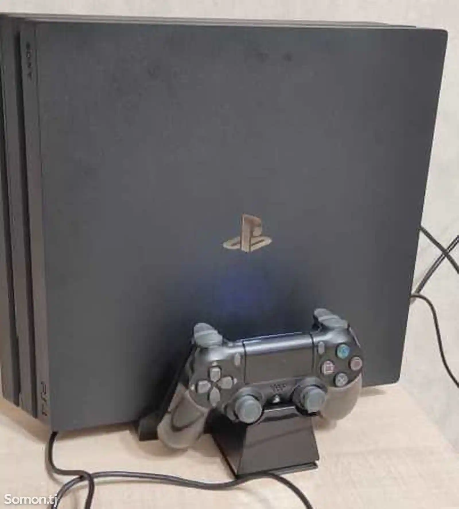 Игровая приставка Sony Playstation 4 Pro 1TB + 2 Джойстика + Станция-док-9