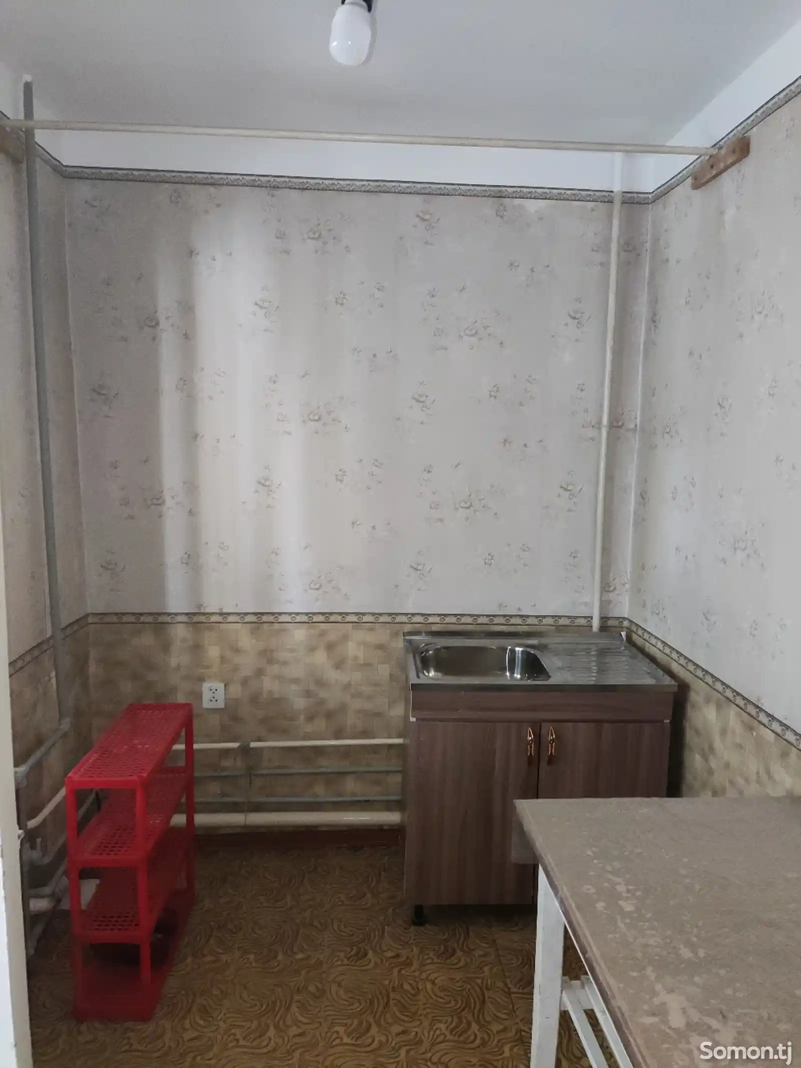 4-комн. квартира, 2 этаж, 74 м², Мохи Нав-8