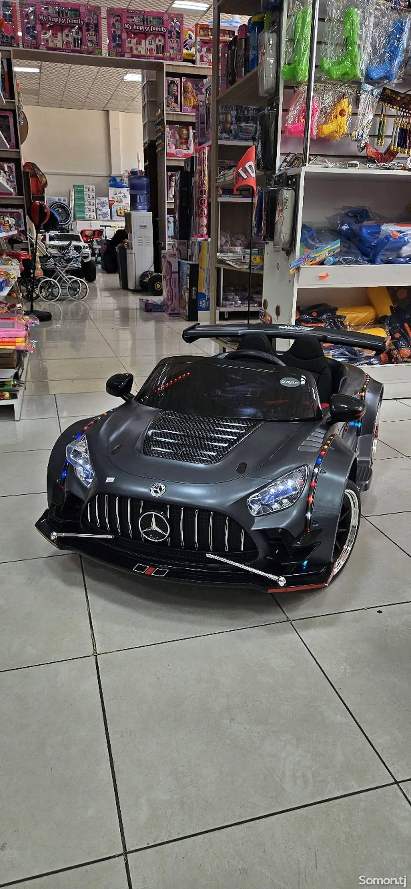 Детская машина AMG GT-1