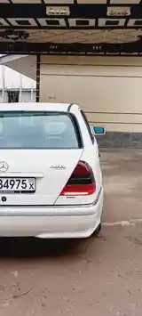 Mercedes-Benz C class, 1998-2