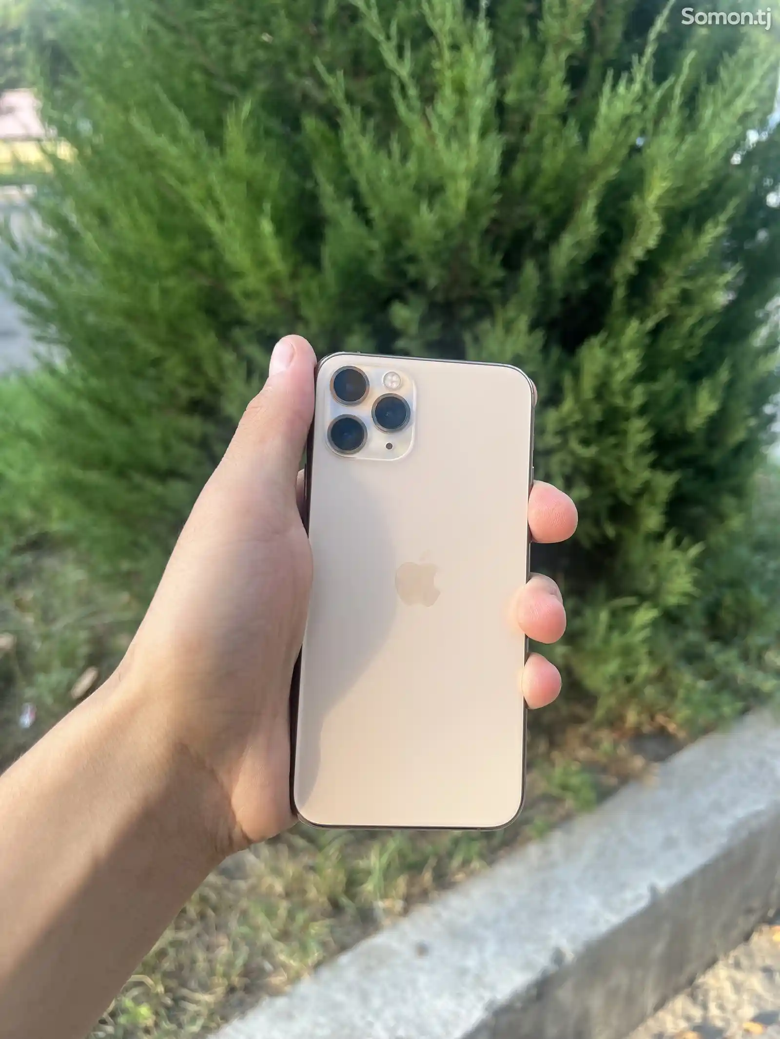 Apple iPhone 11 Pro, 64 gb, Gold-1