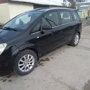 Opel Zafira, 2009