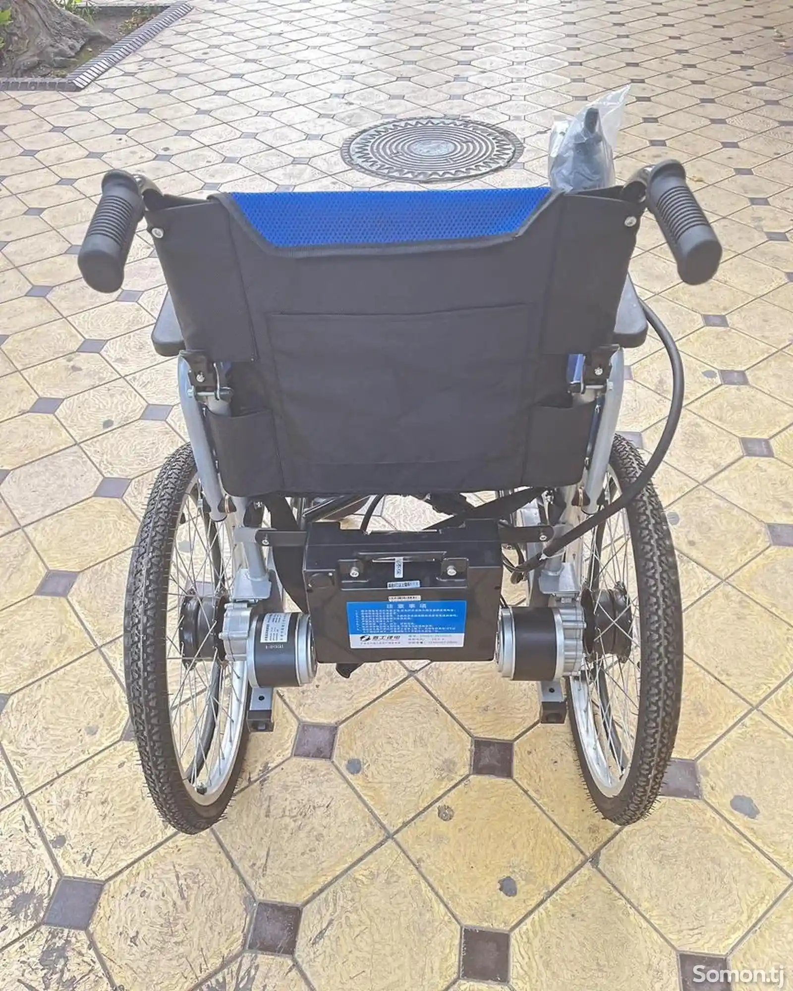 Электронная инвалидная коляска-2