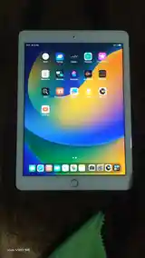 Планшет Apple iPad 5-2