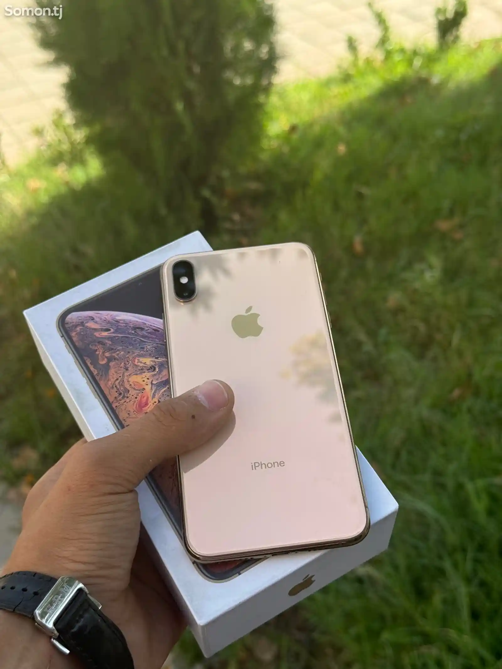 Apple iPhone Xs Max, 64 gb, Gold-1