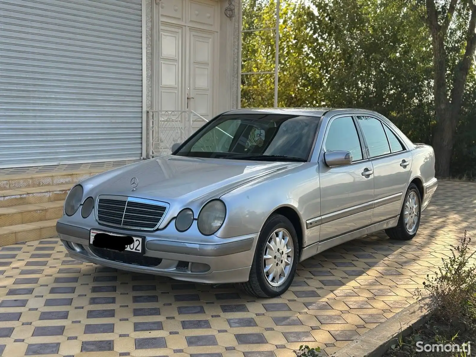 Mercedes-Benz E class, 2000-1