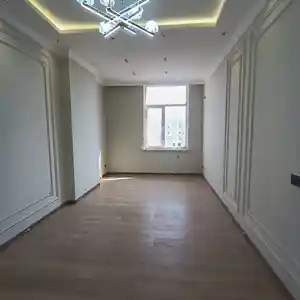 3-комн. квартира, 16 этаж, 120 м², 92мкр