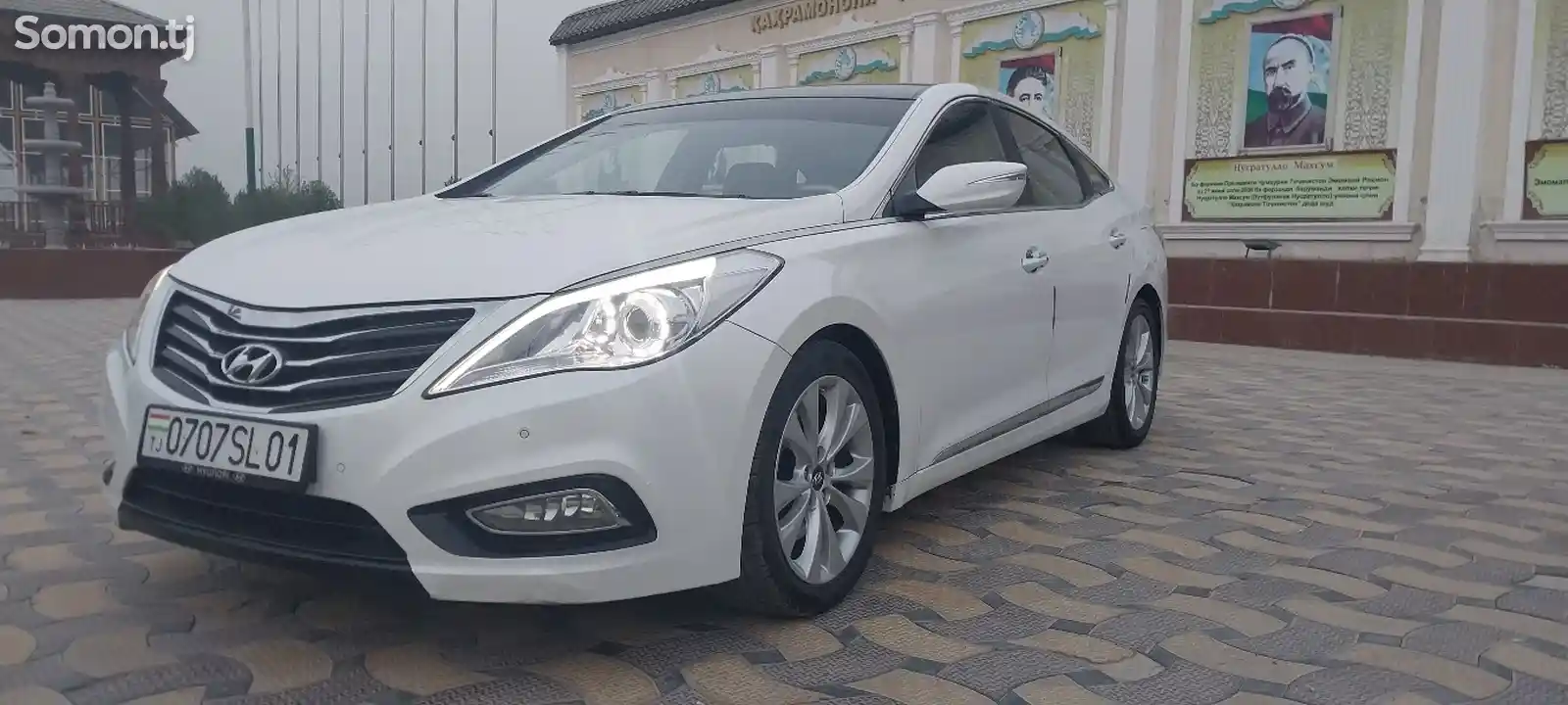 Hyundai Grandeur, 2012-10