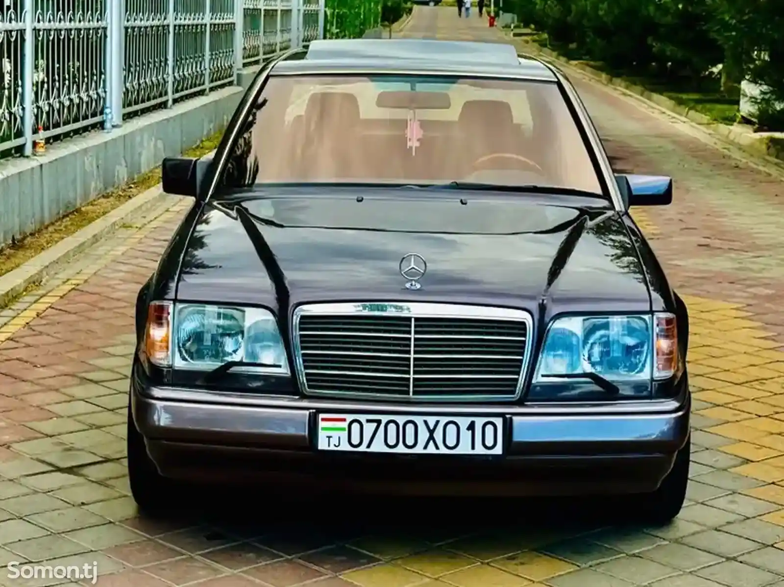 Бампера на Mercedes W124-1