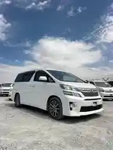 Toyota Vellfire, 2014-2