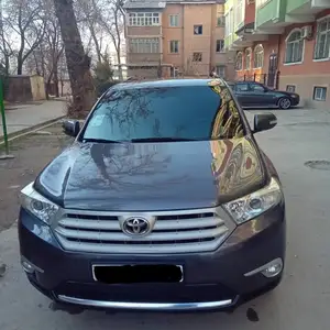 Toyota Highlander, 2010