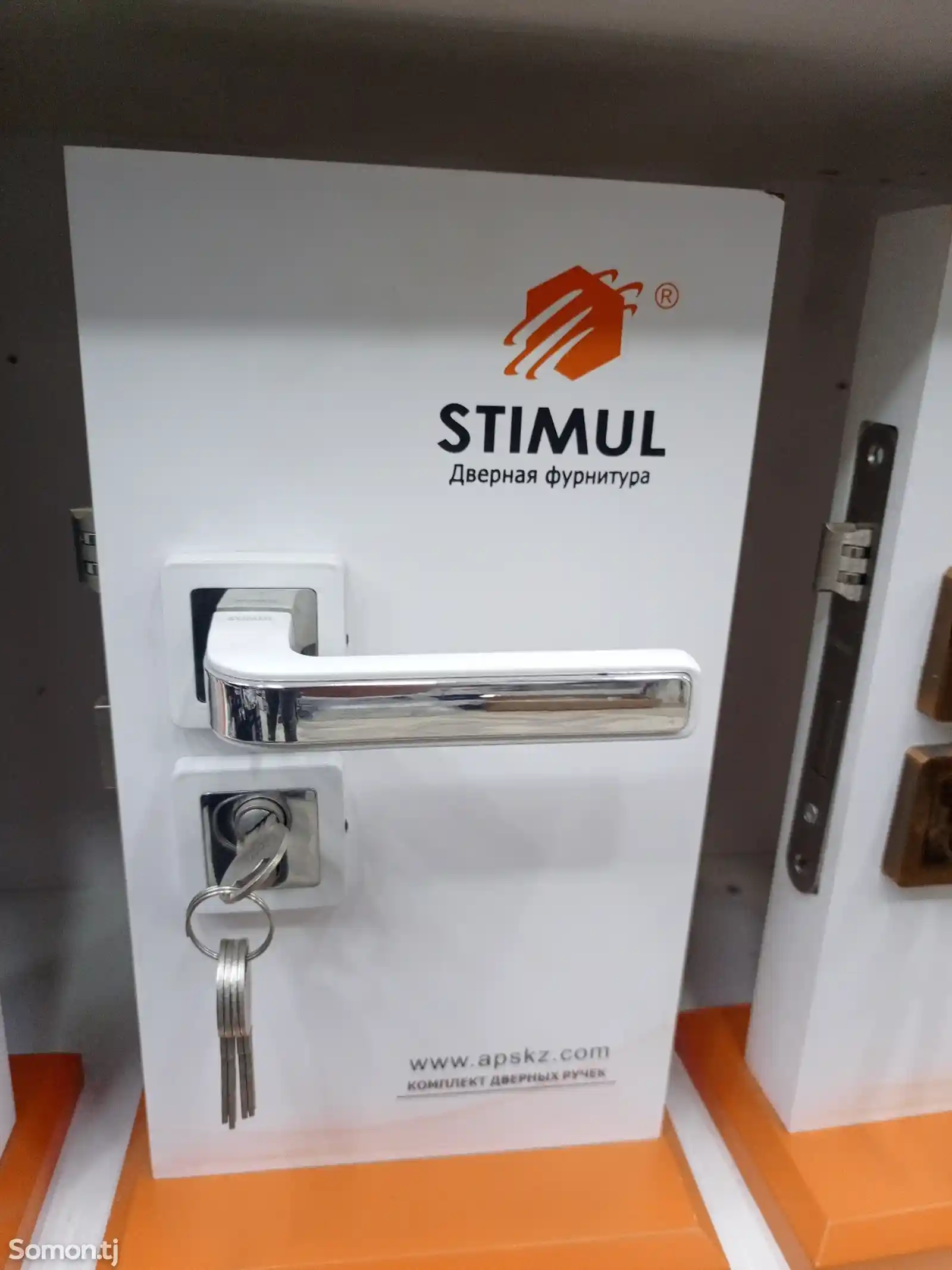 Дверная фурнитура Stimul-4