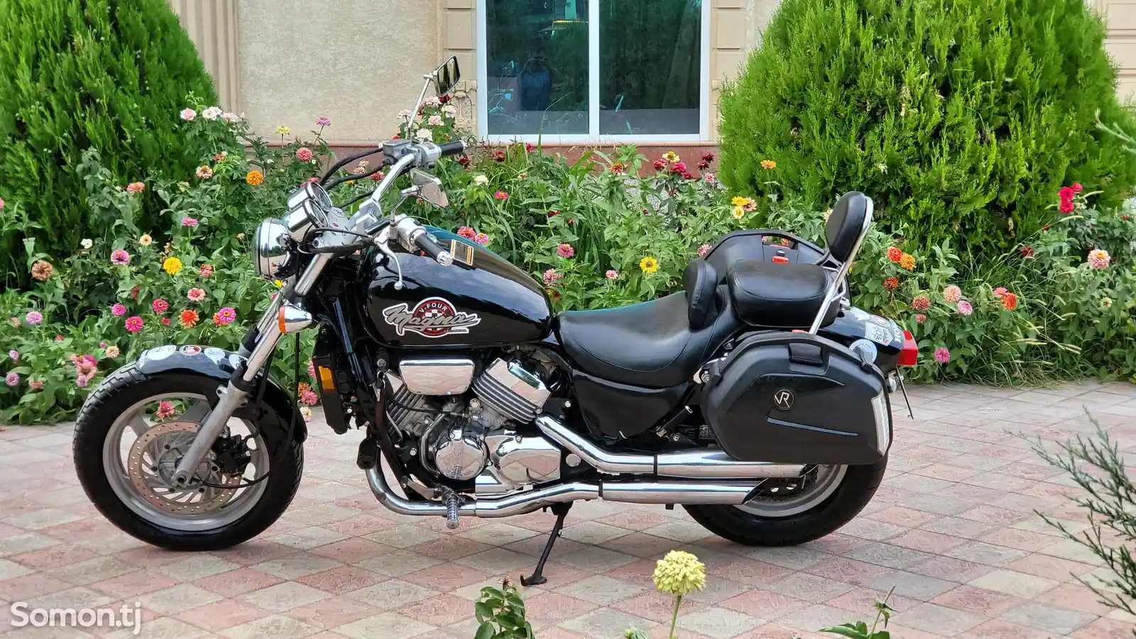 Мотоцикл Honda Magna V4 750cc-6