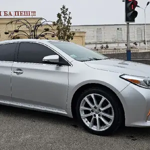 Toyota Avalon, 2015