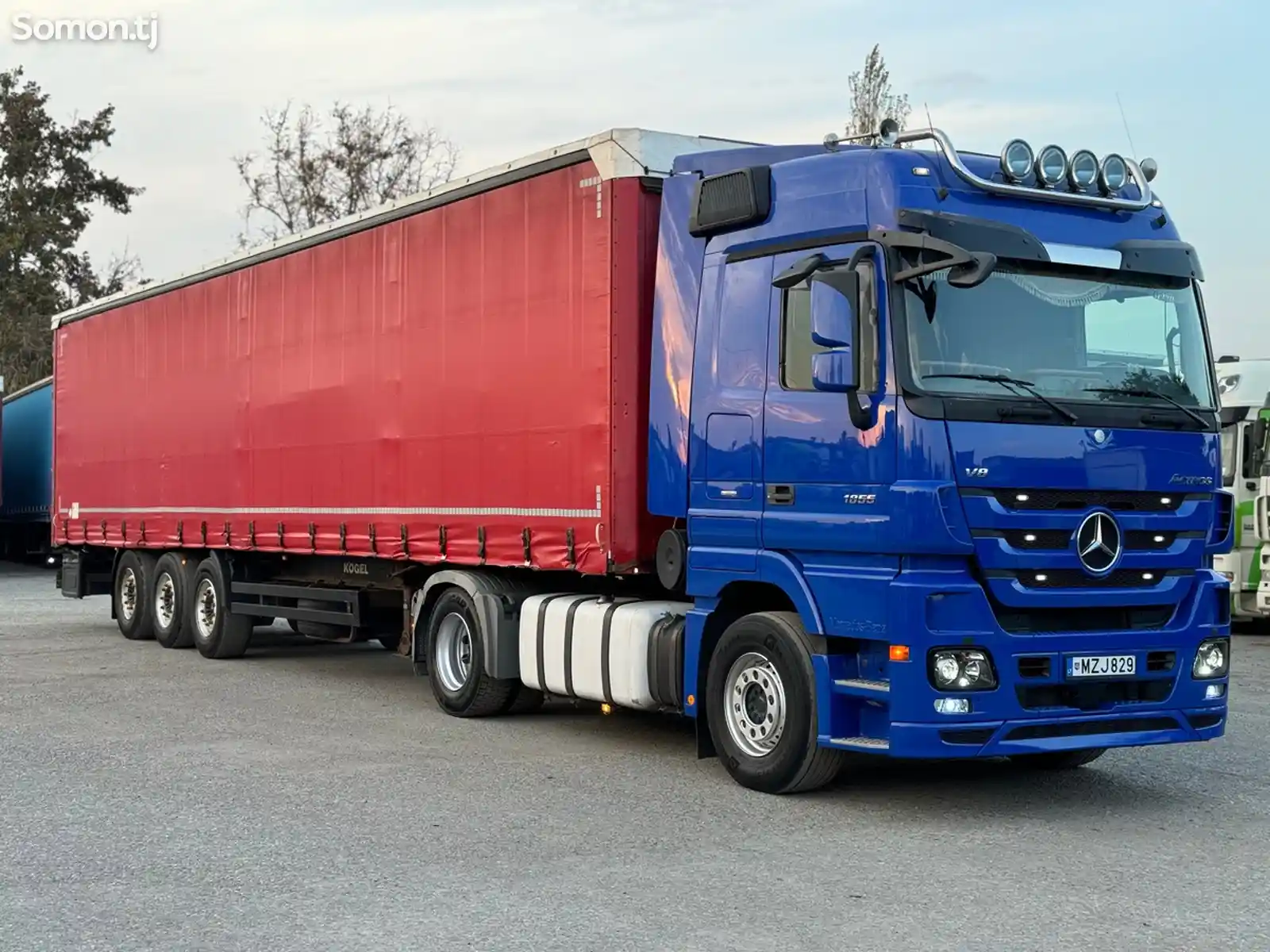 Седельный тягач Mercedes-Benz Actros V8 Avtomat Retarder, 2012-1