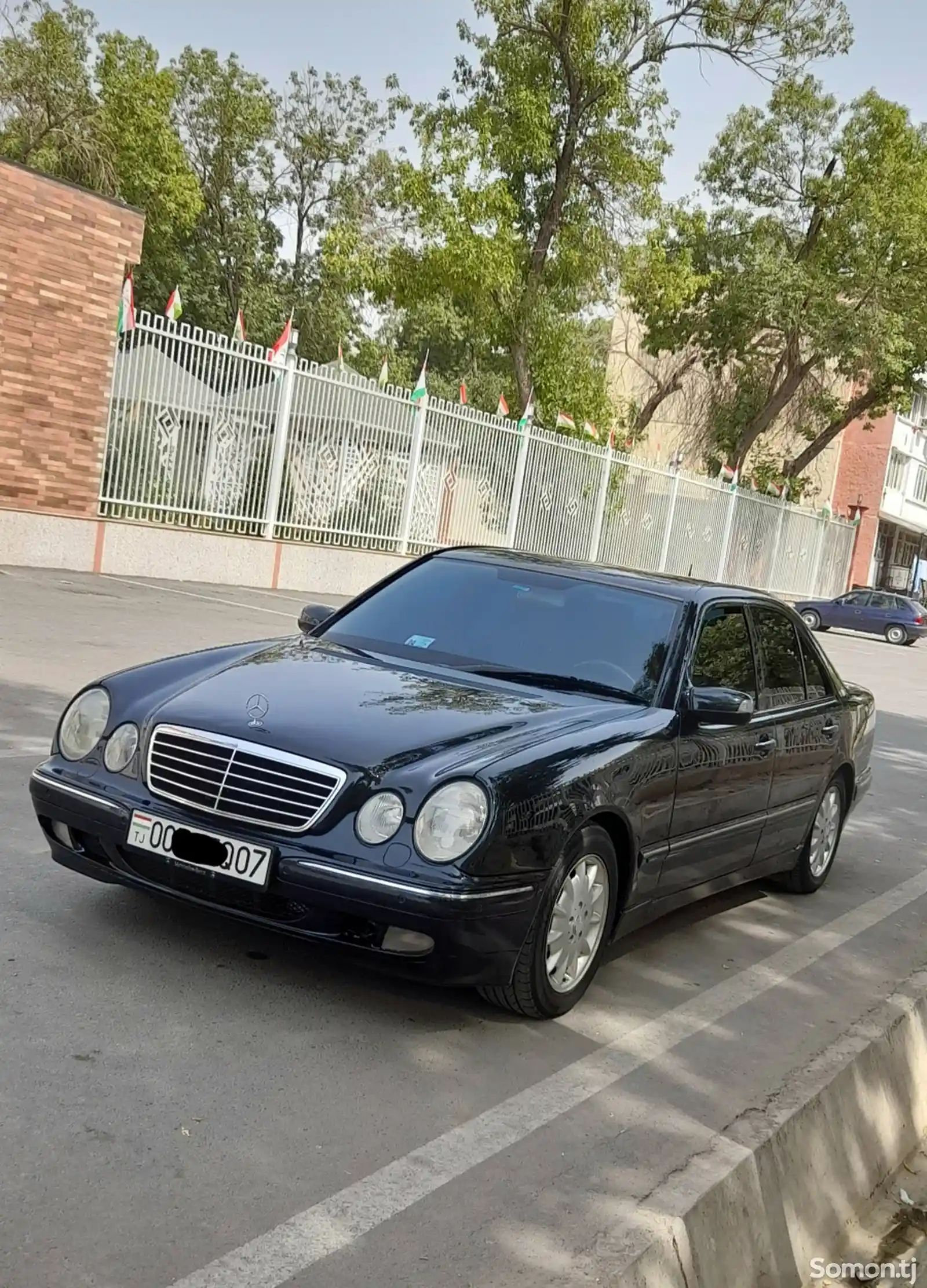 Mercedes-Benz E class, 2000-4