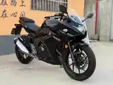 Мотоцикл Suzuki gsxr 250-2