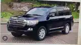 Бампер передний от Toyota Land Cruiser 200 2015--2