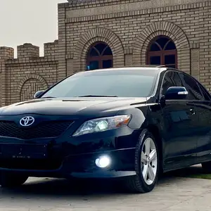 Toyota Camry, 2011