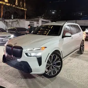 BMW X7, 2023