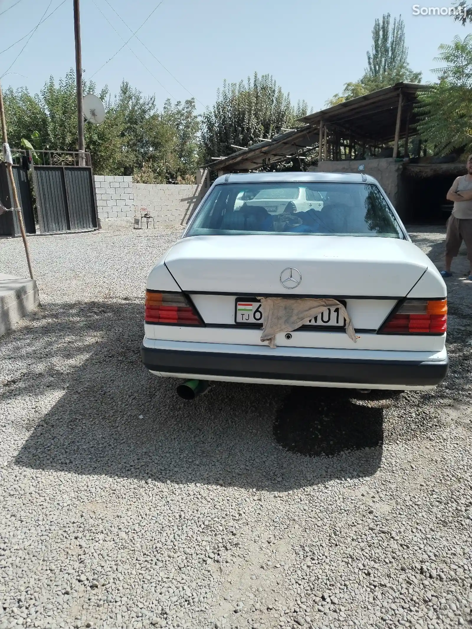 Mercedes-Benz W124, 1990-2