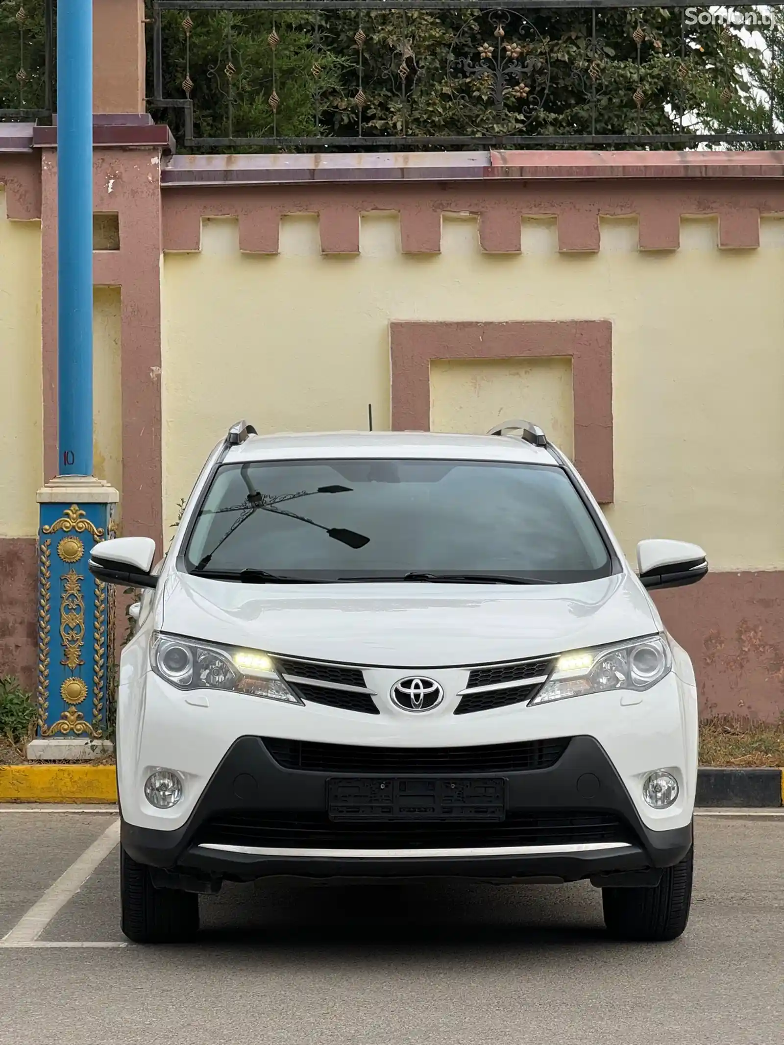 Toyota RAV 4, 2016-1