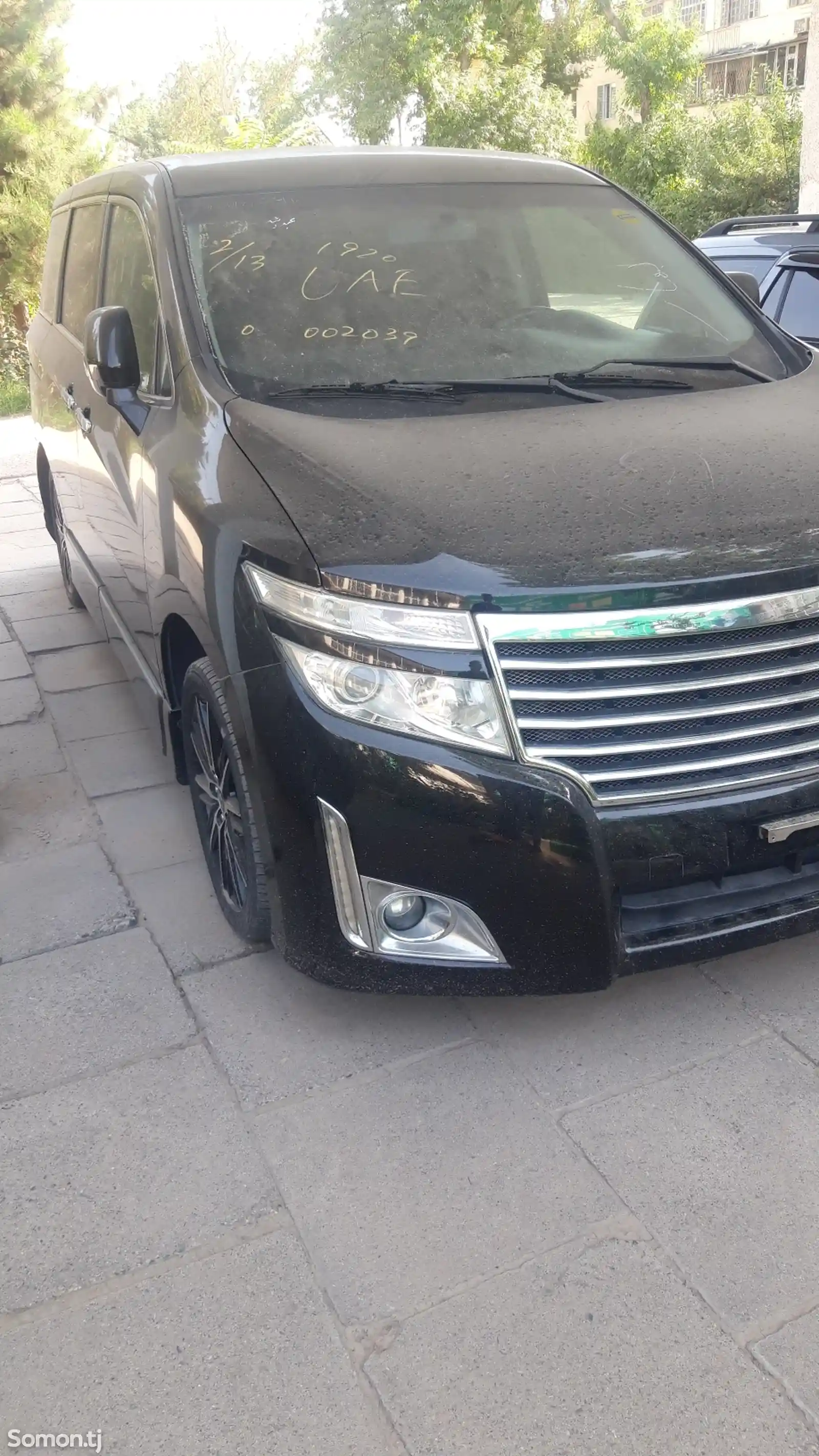 Nissan Elgrand, 2014-1