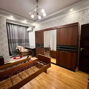 2-комн. квартира, 8 этаж, 56м², дар 102мкр