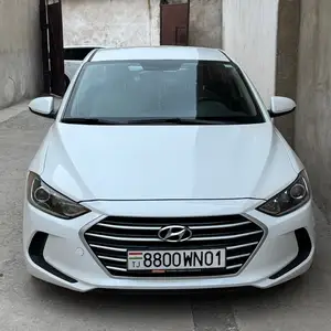 Hyundai Elantra, 2016