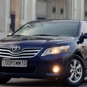 Toyota Camry, 2010