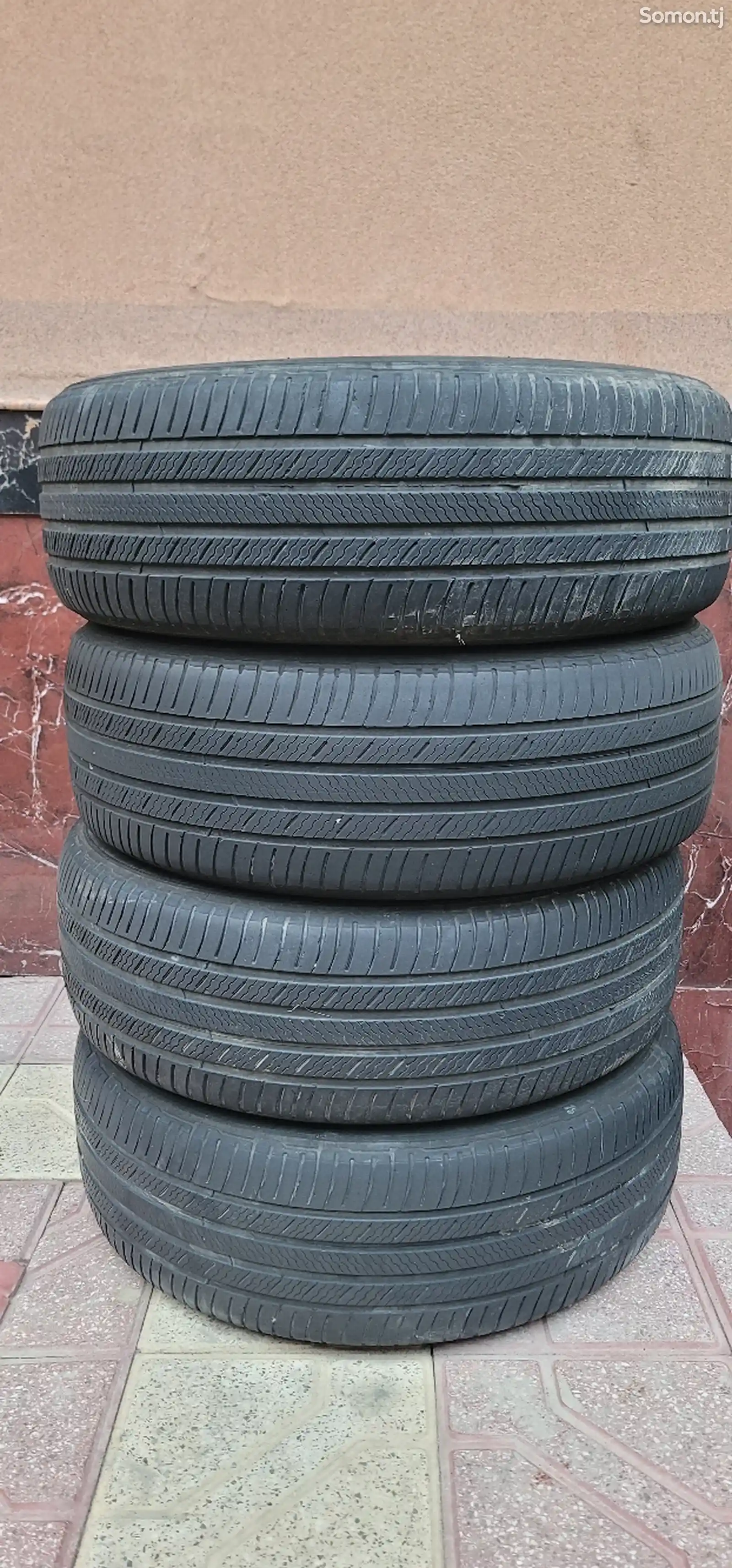 Покрышка Michelin R20-1