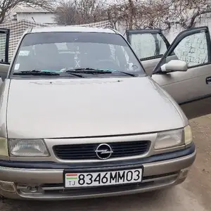 Opel Astra F, 1995