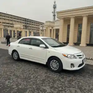 Toyota Corolla, 2012