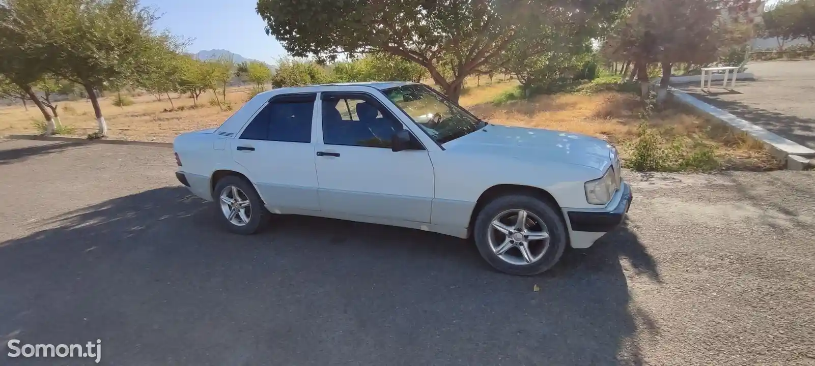 Mercedes-Benz W201, 1988-2