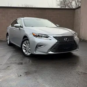 Lexus ES series, 2015