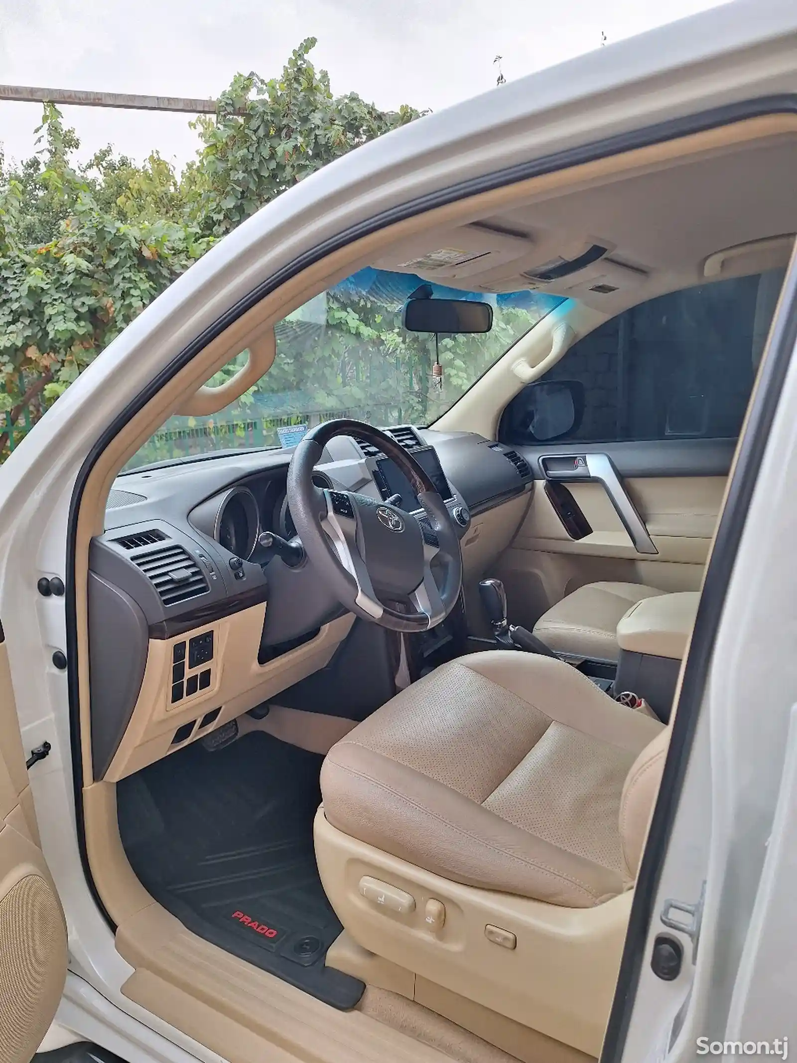 Toyota Land Cruiser Prado, 2015-7