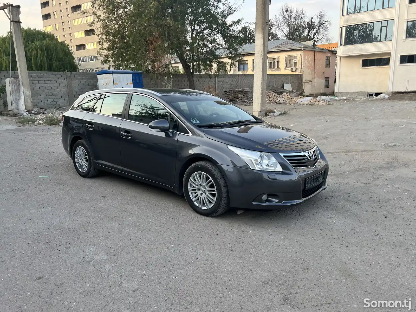 Toyota Avensis, 2009-1