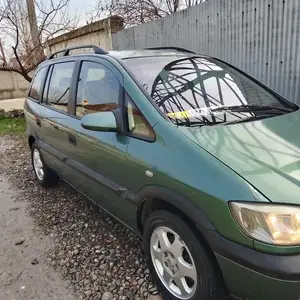 Opel Zafira, 1999