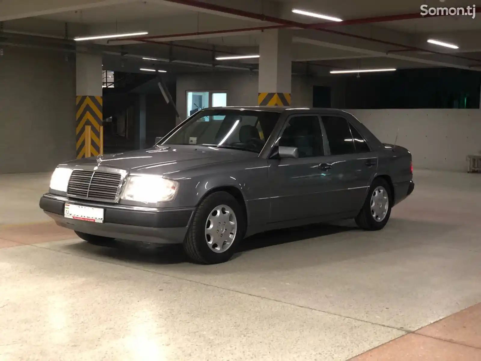 Mercedes-Benz W124, 1990-1