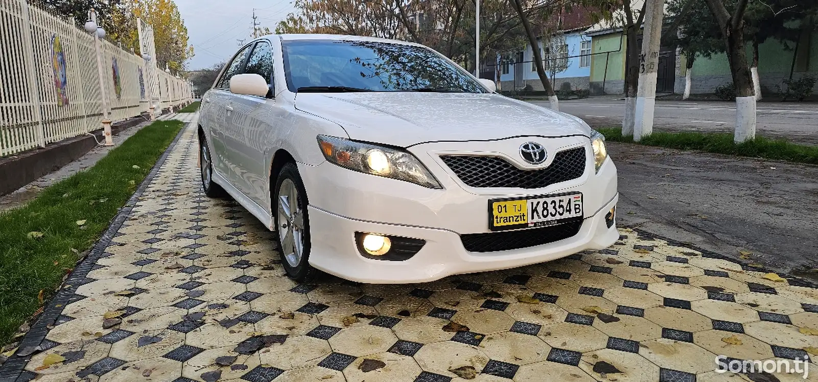 Toyota Camry, 2010-1