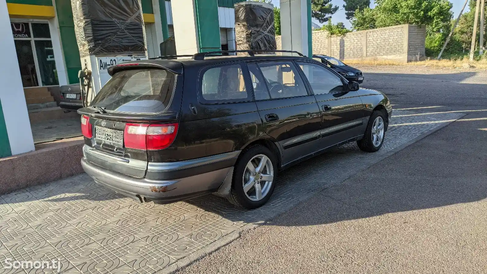 Toyota Caldina, 1995-3