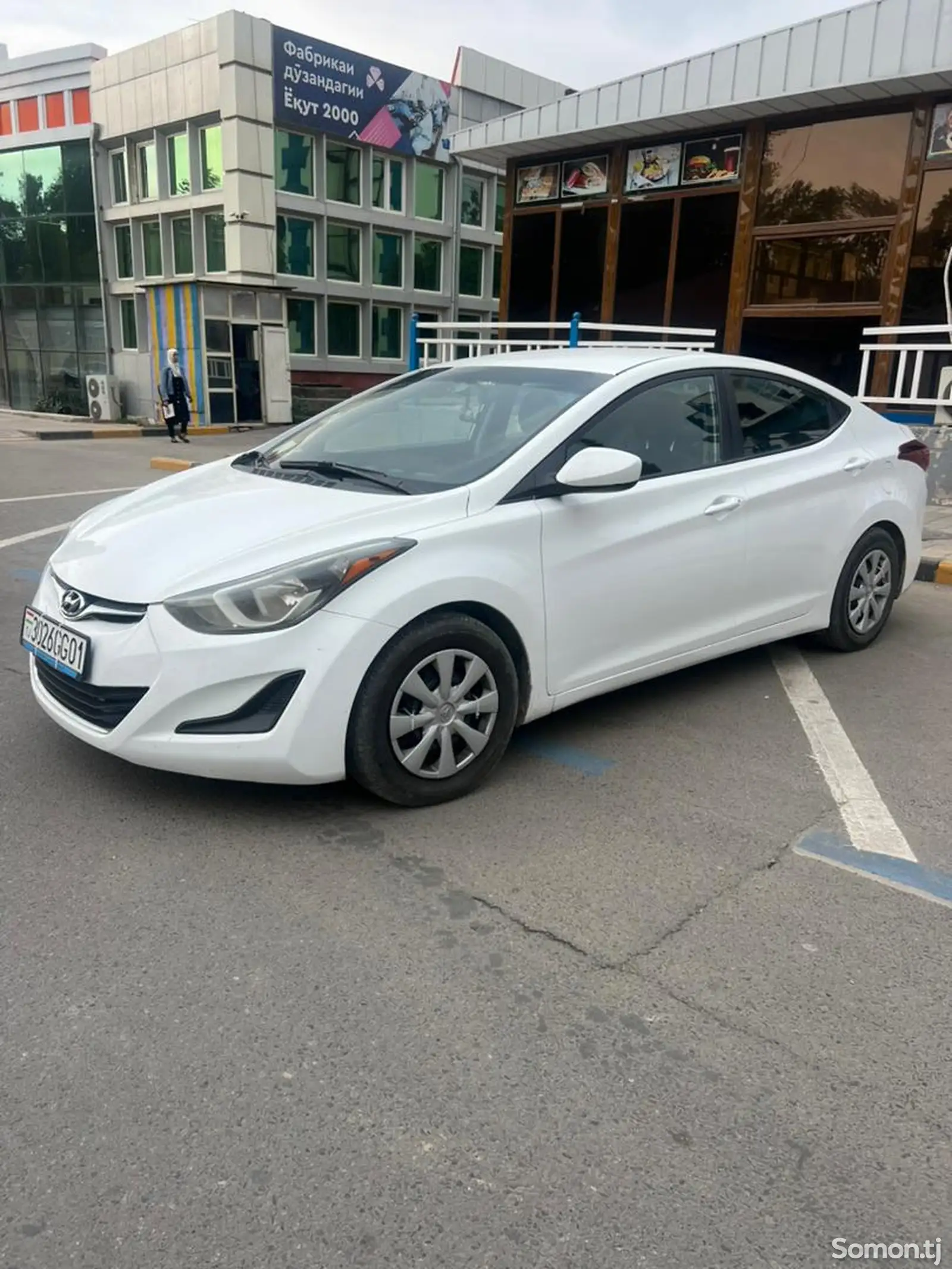 Hyundai Elantra, 2016-1