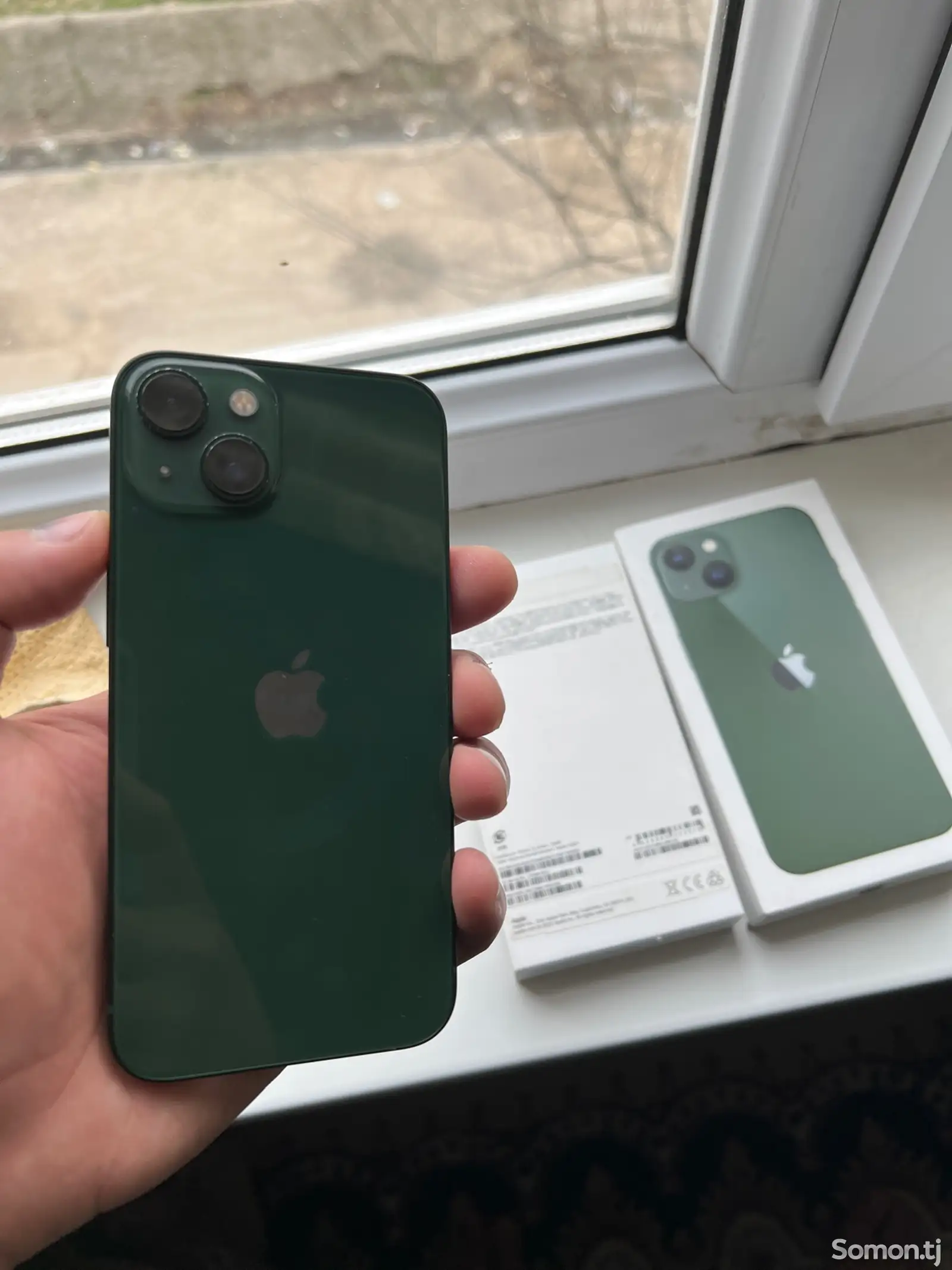 Apple iPhone 13, 128 gb, Green-1