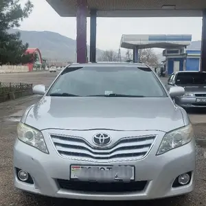 Toyota Camry, 2011